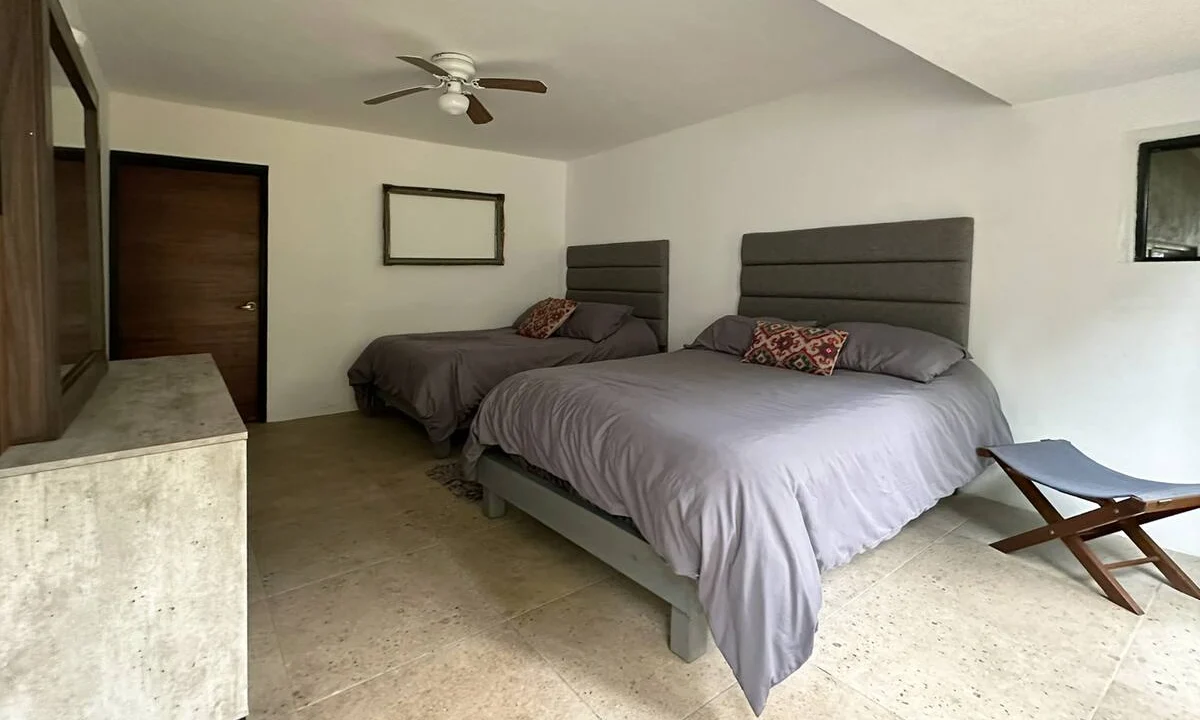 5d25929d-611d-4345-b20d-9da21c8e4db4