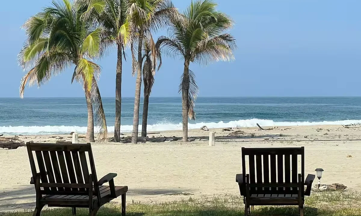 70519033-f203-425d-9fca-4bf87a6cf0de