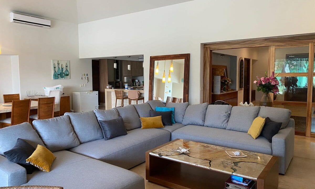 812506f1-09ef-4227-be46-b1fc53aecd4c