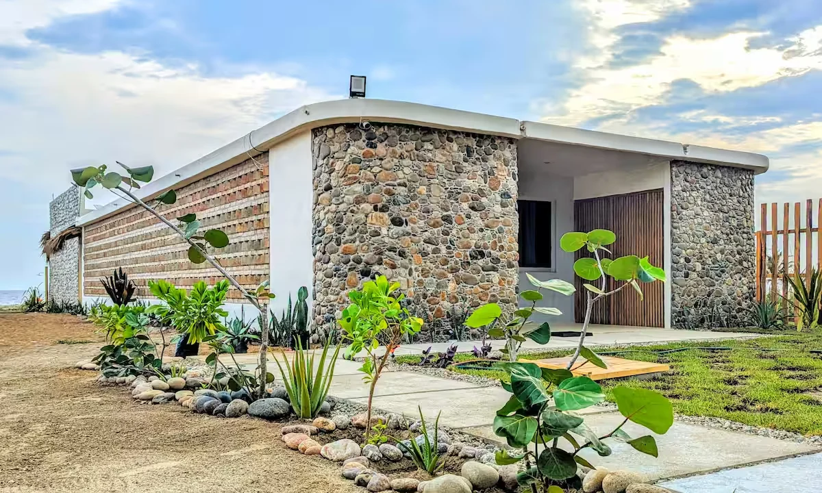 a55313cd-8a7b-4703-a934-f3f198952544