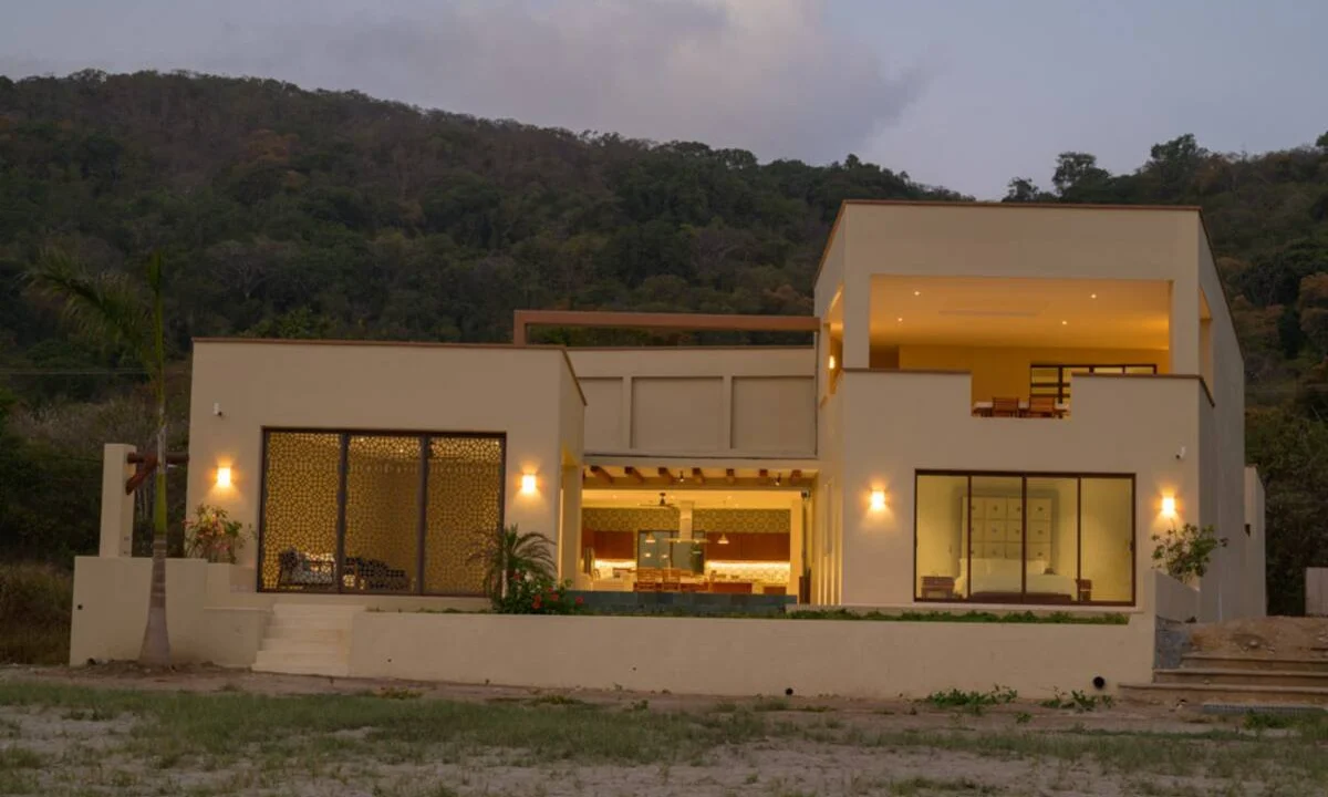 ba699e5a-40e5-435c-98ea-d4aefd45f078