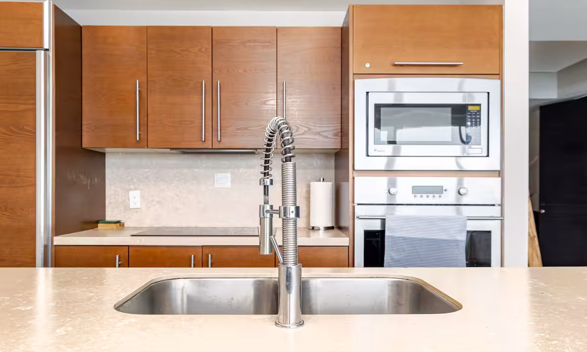 053f5c54-004e-420c-baee-7d6ccbf08e0e