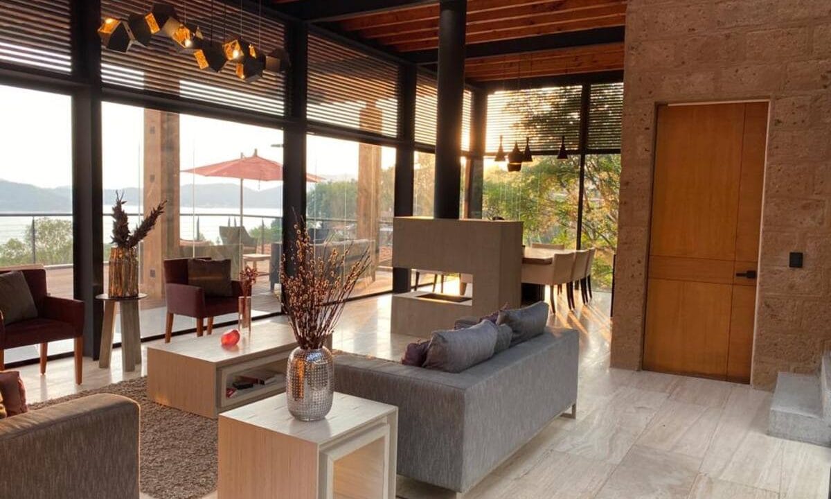 fd98f31e-c073-47c7-a4e9-a150a809ad5e